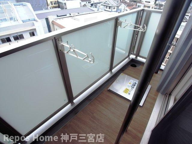 エステムコート神戸元町Ⅱブリーズのバルコニー