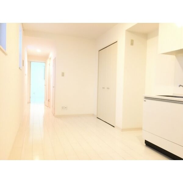 ソリッド瑞穂通　名古屋市賃貸　仲介手数料無料の居間・リビング