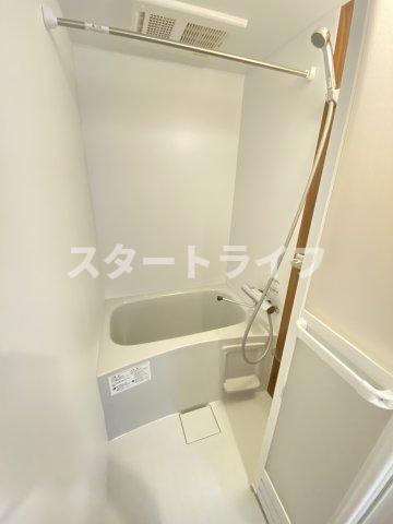 大阪市淀川区木川東１丁目のアパートの浴室