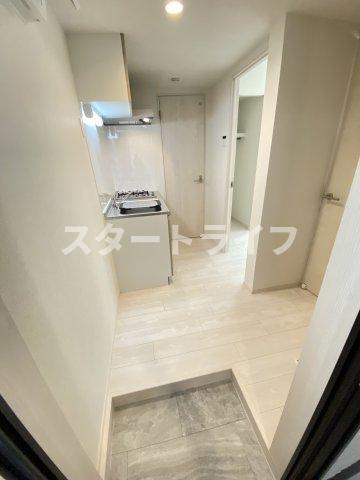 大阪市淀川区木川東１丁目のアパートの玄関