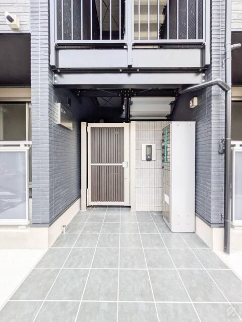 イクシオ小松川のエントランス
