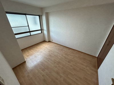 【洋室】 | グランドメゾン津々山台