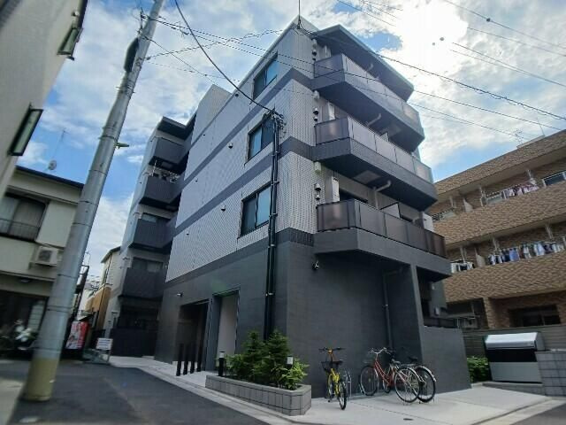 ブルーセブンの外観