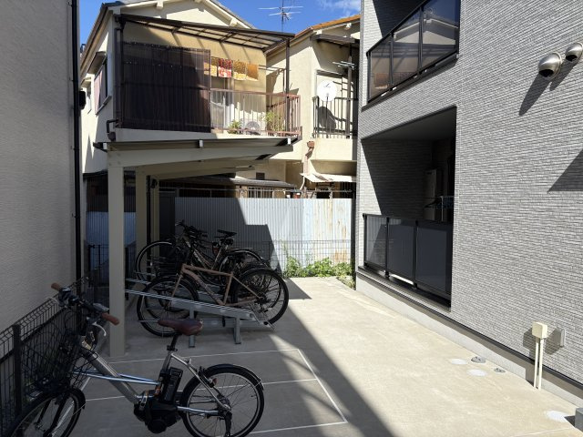 【その他共用部分】 | CASA友井 | 駐輪場
