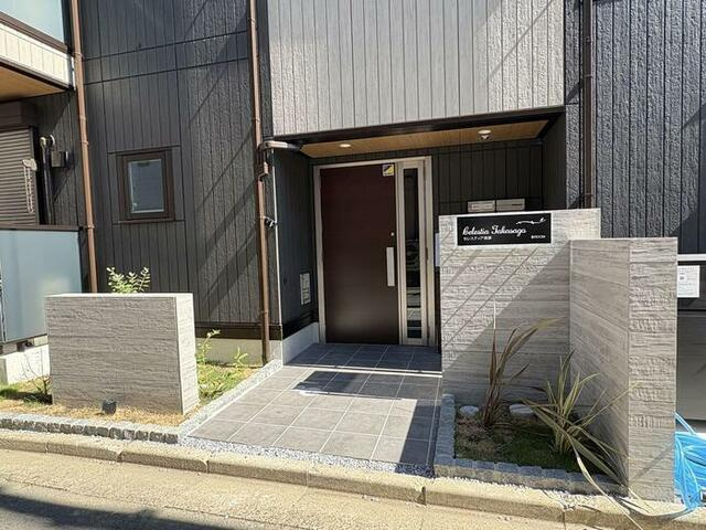 セレスティア高砂の外観