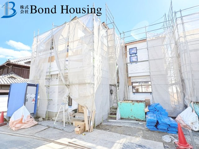 「長期優良住宅」「車2台並列駐車可」玉津町今津　全2棟2号棟の外観