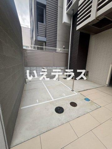 ワールドアイ神戸ハーバーランドⅢの駐車場