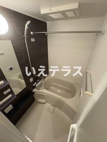ワールドアイ神戸ハーバーランドⅢの浴室