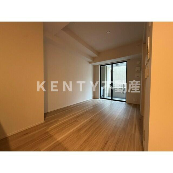 【居間・リビング】 | ブランズ西小山 | ゆったり過ごせる居間です
