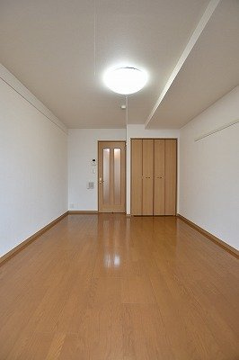 アヴニールの内装