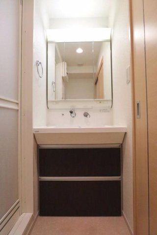 ステージ　グラシアの洗面所