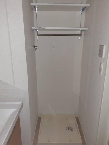 グリーンエミモのその他