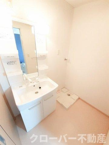 向日葵　Ａの洗面所