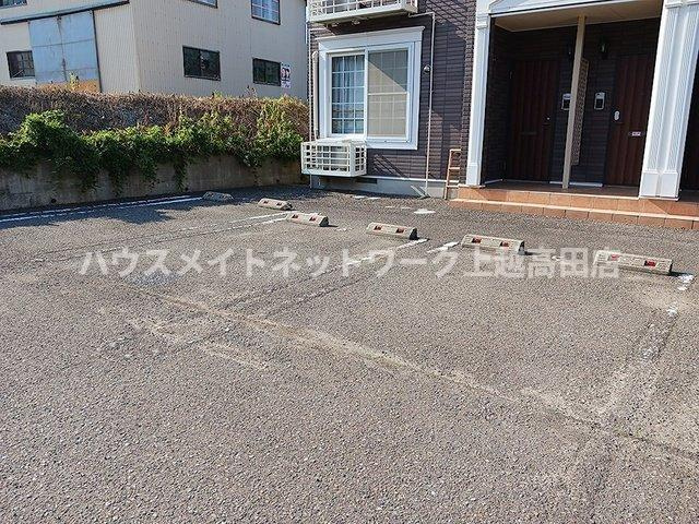 プロムナード・ゴチＢの駐車場|駐車場