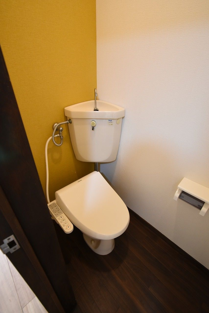 レジデンス中村　A棟のトイレ|清潔感のあるトイレです