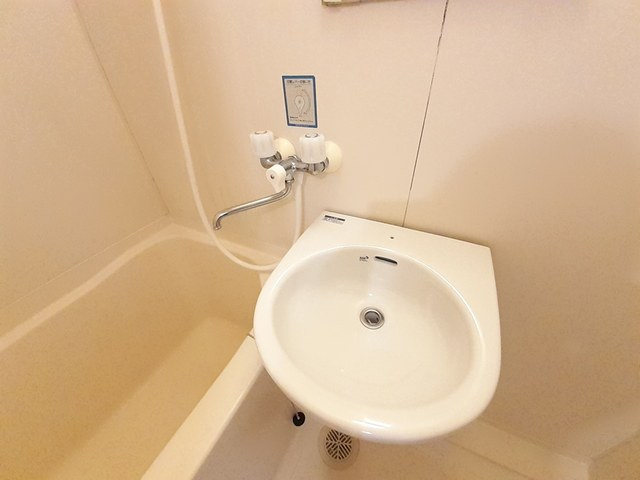 サンシャインハイツの独立洗面台