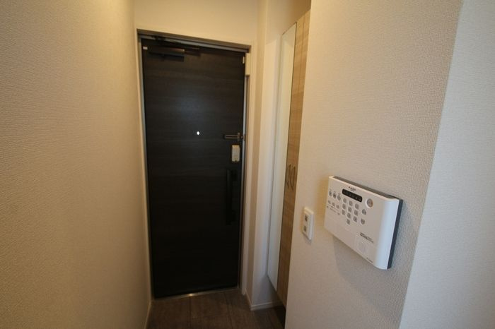 ルリアン東尾久の玄関
