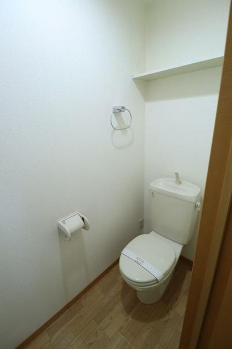 ズオン・ゼロのトイレ