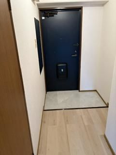 ローヤルエクセル箱崎IIの玄関