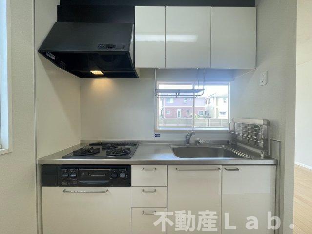 ガーデンコート　Ⅲ棟のキッチン|※同一建物１階のお写真です。