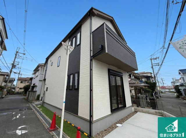 17(土)18(日)現地説明会！◆羽曳野市野々上　新築一戸建ての外観|安心の10年保証！外観を美しく保ち、雨水で汚れを落とします！気になることがありましたら、お気軽にお問い合わせください！