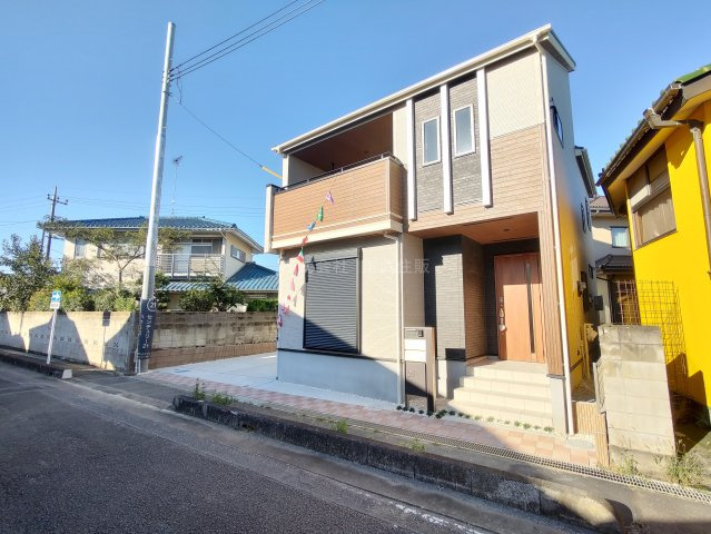 【前面道路含む現地写真】の画像