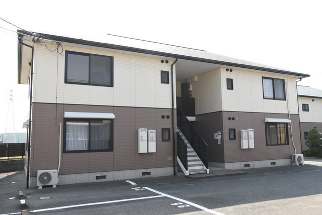 エルミタージュ坪見弐番館H棟の外観