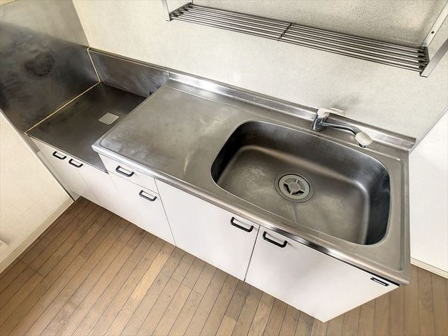エルミタージュ坪見弐番館H棟のキッチン