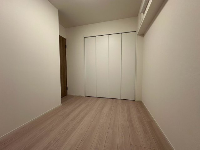 東大島ファミールハイツ２号館の洋室|東大島ファミールハイツ２号館：全居室収納・窓が付いております！