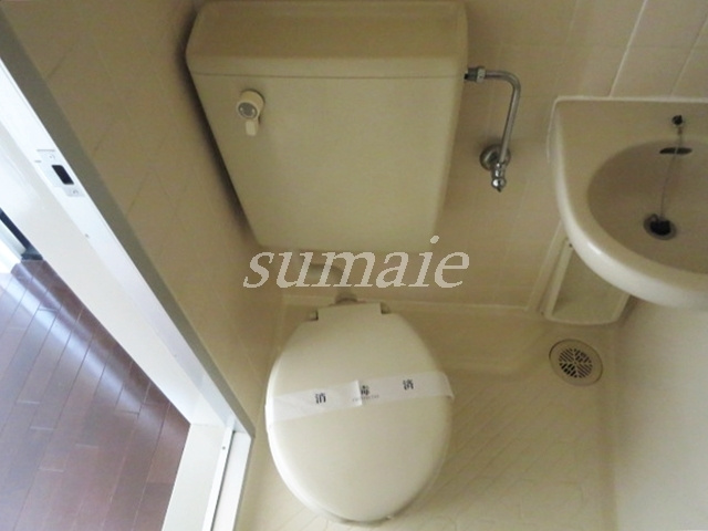 シャロン神谷陸橋の浴室|こちらがおトイレです☆