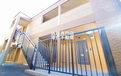 【外観】 | ラ・ヴィーブル | しっかりとした建物
