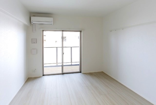 新品家具付きマンション奈良屋町13(KaGood福岡)の洋室