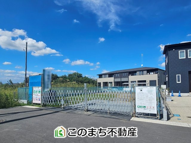 ワイウッドコートさくら市大中第1期の外観|建築中現地写真（同社施工の完成物件・モデルハウスがご見学できます）