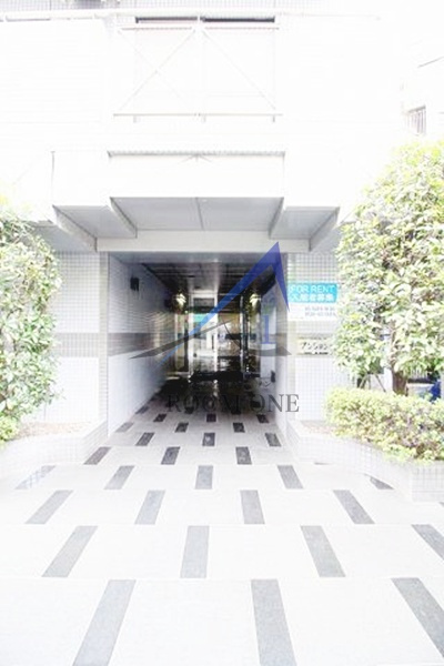 マンション白陽のエントランス|エントランスです。