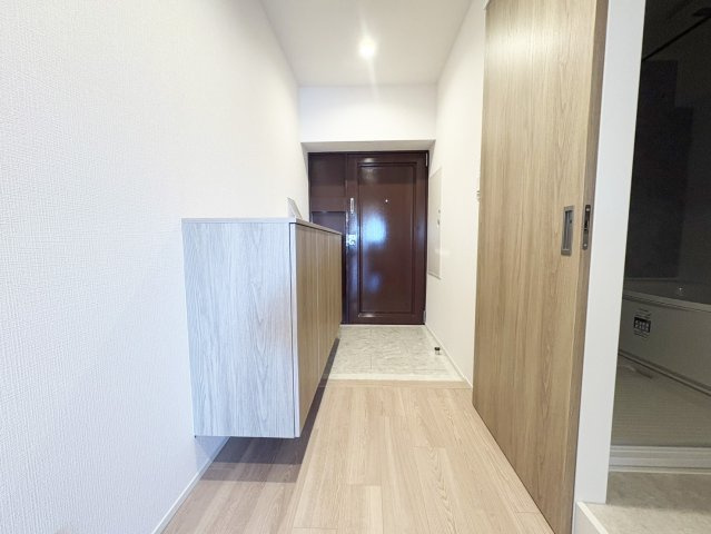 日商岩井高槻マンションの玄関