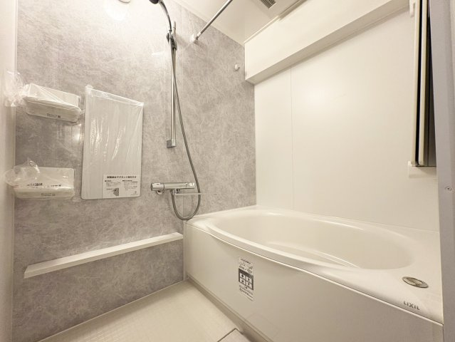 日商岩井高槻マンションの浴室|ゆったり過ごせるお風呂です。
