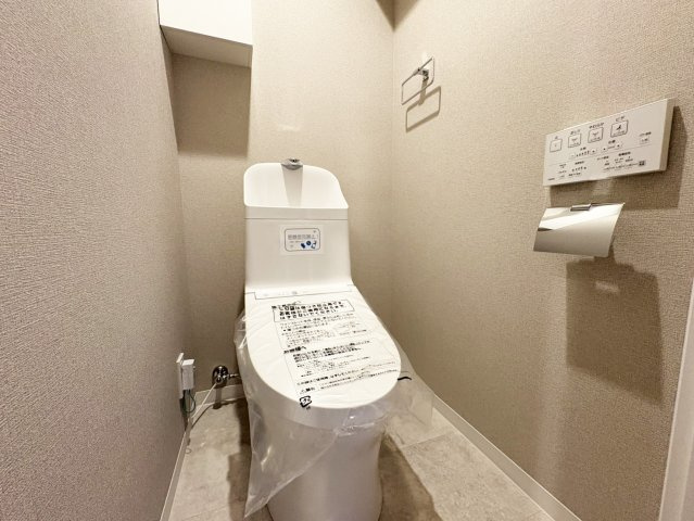 日商岩井高槻マンションのトイレ|清潔感のあるトイレです。