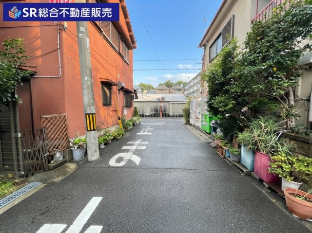 花園東町1丁目中古戸建の前面道路含む現地写真|花園北小学校が徒歩2分の立地です！