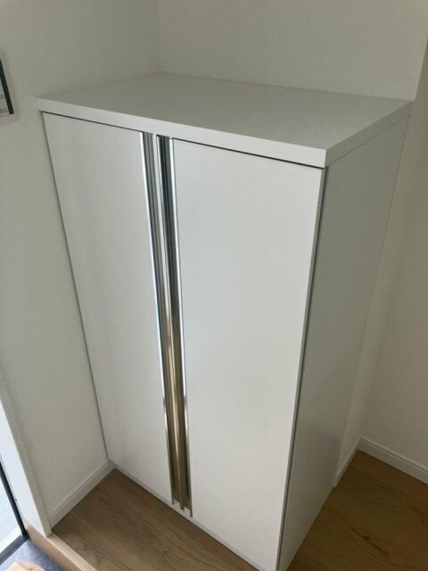 アルティザン新丸子の玄関