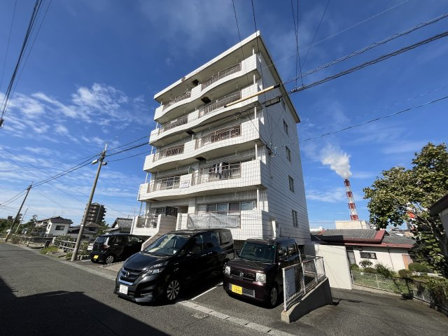 ステーションハイツの駐車場