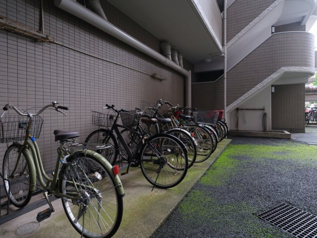ヴェラハイツ竹の塚の駐輪場|ヴェラハイツ竹の塚：駐輪場・バイク置場もございます！