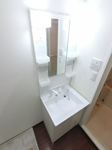 アテナ宮本の独立洗面台