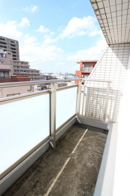 ステージグランデ江古田のバルコニー