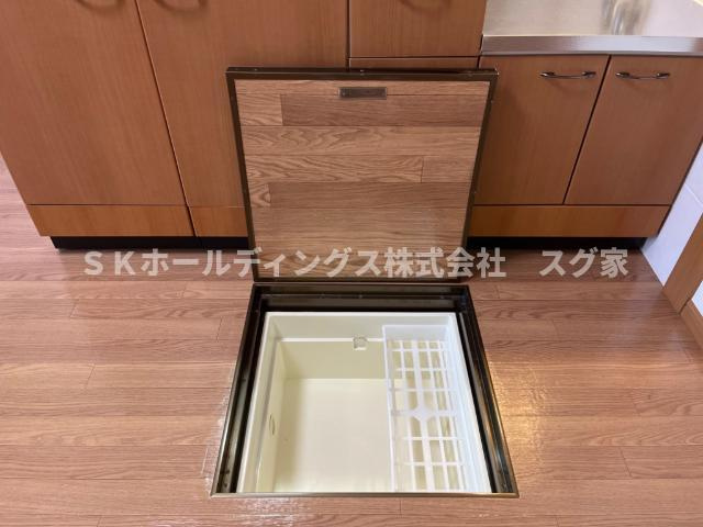 明和マンションⅠの収納|床下収納