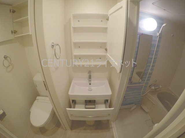 【洗面所】 | セレニテ中崎町リアン
