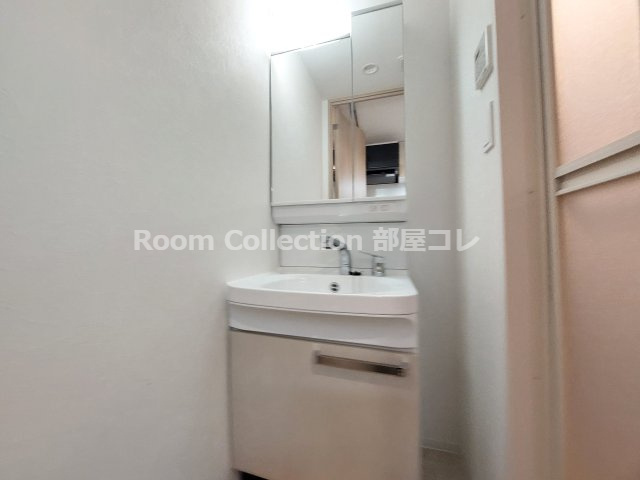プレサンス　ジェネ　上前津の洗面所|類似物件参考写真の為
現況と異なる場合現況優先