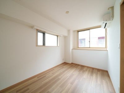 【寝室】 | スペーシア三軒茶屋弐番館