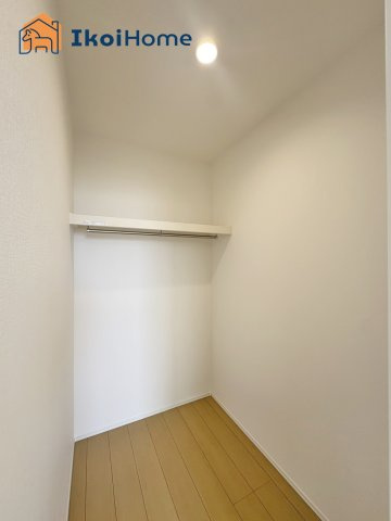 明石市魚住町西岡　全３棟A号棟　新築戸建の収納|【ホームページに現地動画掲載中】●年中無休：当日予約可●季節ごとの入れ替え不要、頼もしいＷＩＣ