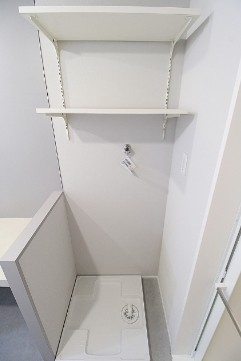 【設備】 | ウェルネストルーム　ソポ | 室内洗濯機置場。