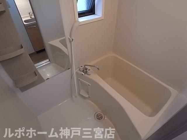 エステムコート神戸・県庁前Ⅱの浴室